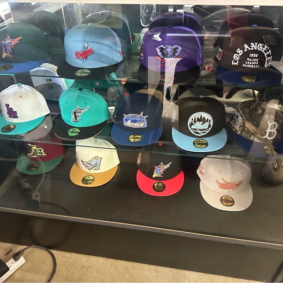 NEW ERA EXCLUSIVE HATS